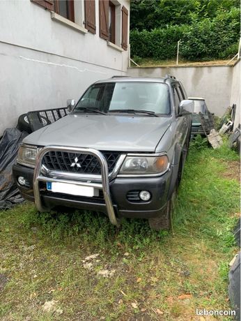 Mitsubishi Pajero Sport 2001