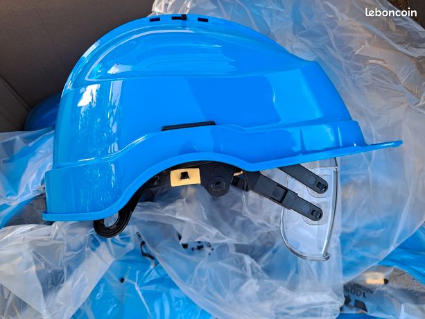 Casque De Chantier Ventilé Auboueix IRIS 2 Avec Lunettes Relevables - Bleu, Norme NF - Fabriqué En France
