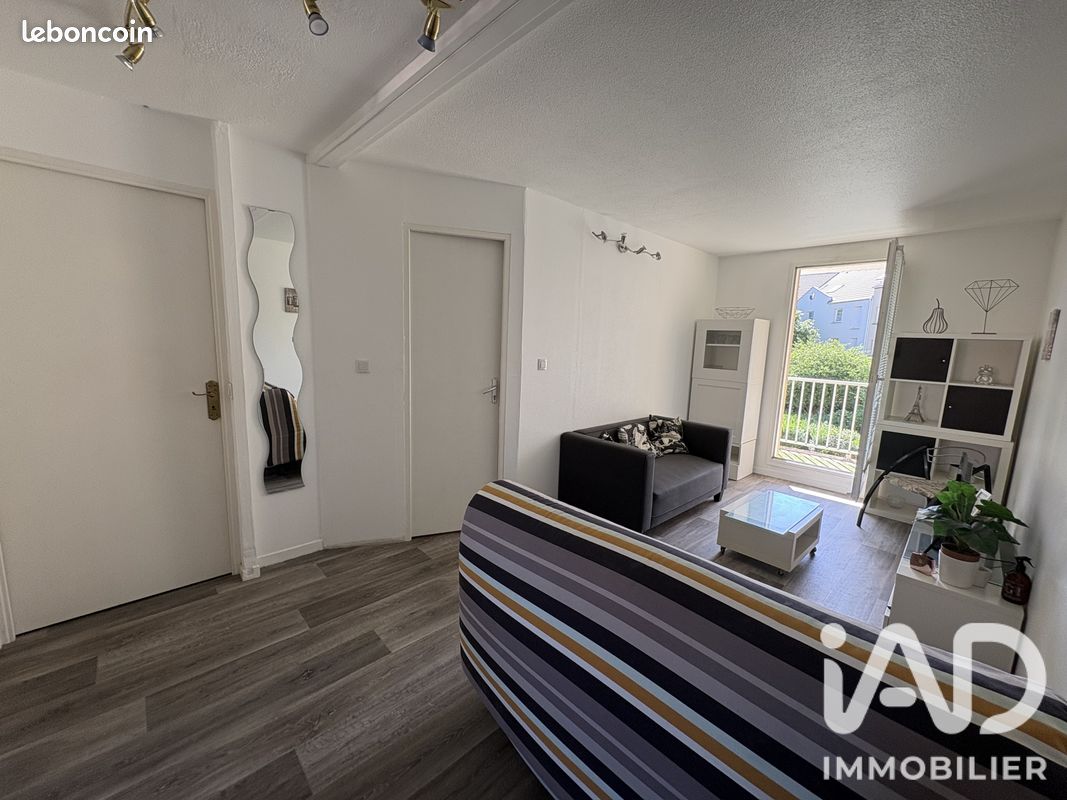 Appartement 2 pièces 52 m² · à Évry-Courcouronnes · 52 m² · 485 €/mois