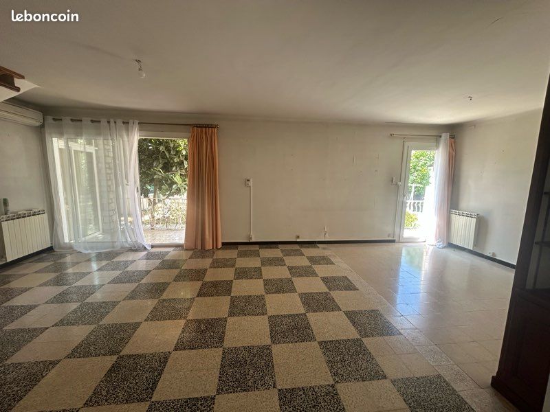 Maison 5 pièces 120 m² · à Solliès-Toucas · 120 m² · 370 000 €