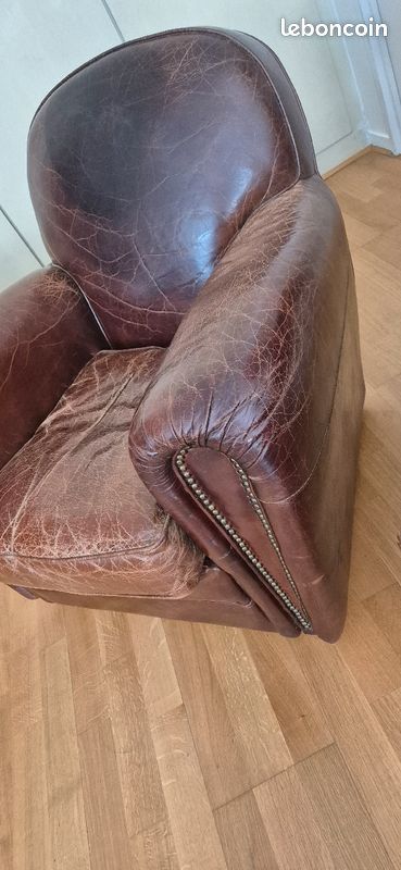 Fauteuil club clouté cuir vieilli véritable (image 4)