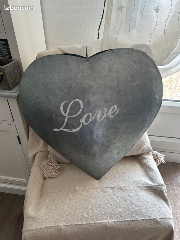 Tres gros coeur metal (image 1)