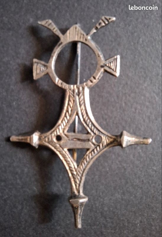 Broche Touareg métal argenté (image 2)