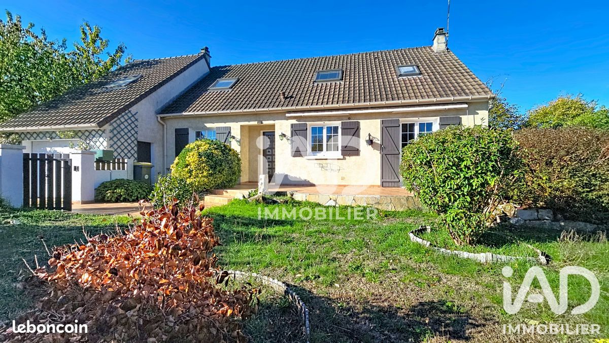 Maison 7 pièces 118 m² · à Samoreau · 118 m² · 295 000 €