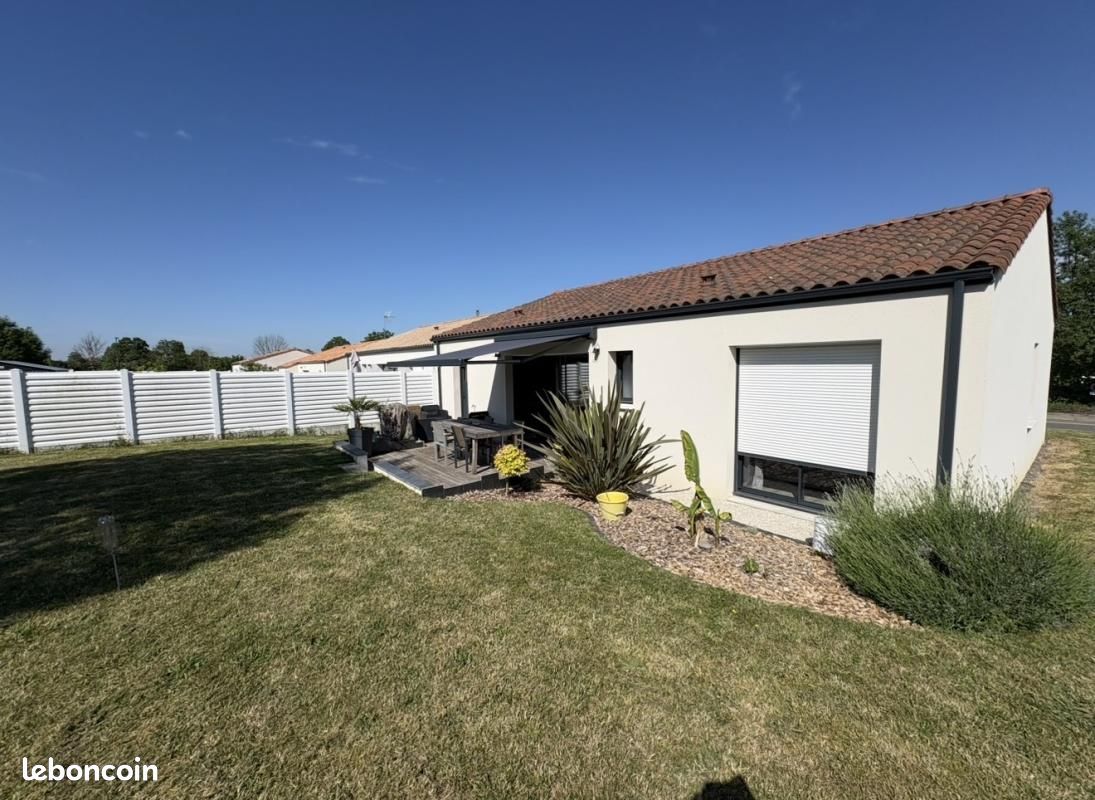 Maison 5 pièces 85 m² · à Le Boupère · 85 m² · 900 €