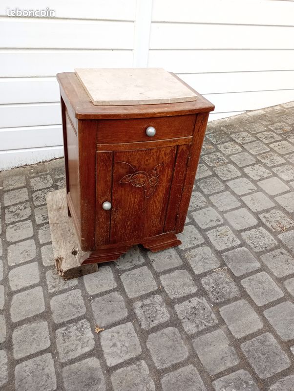 Table de nuit (image 1)