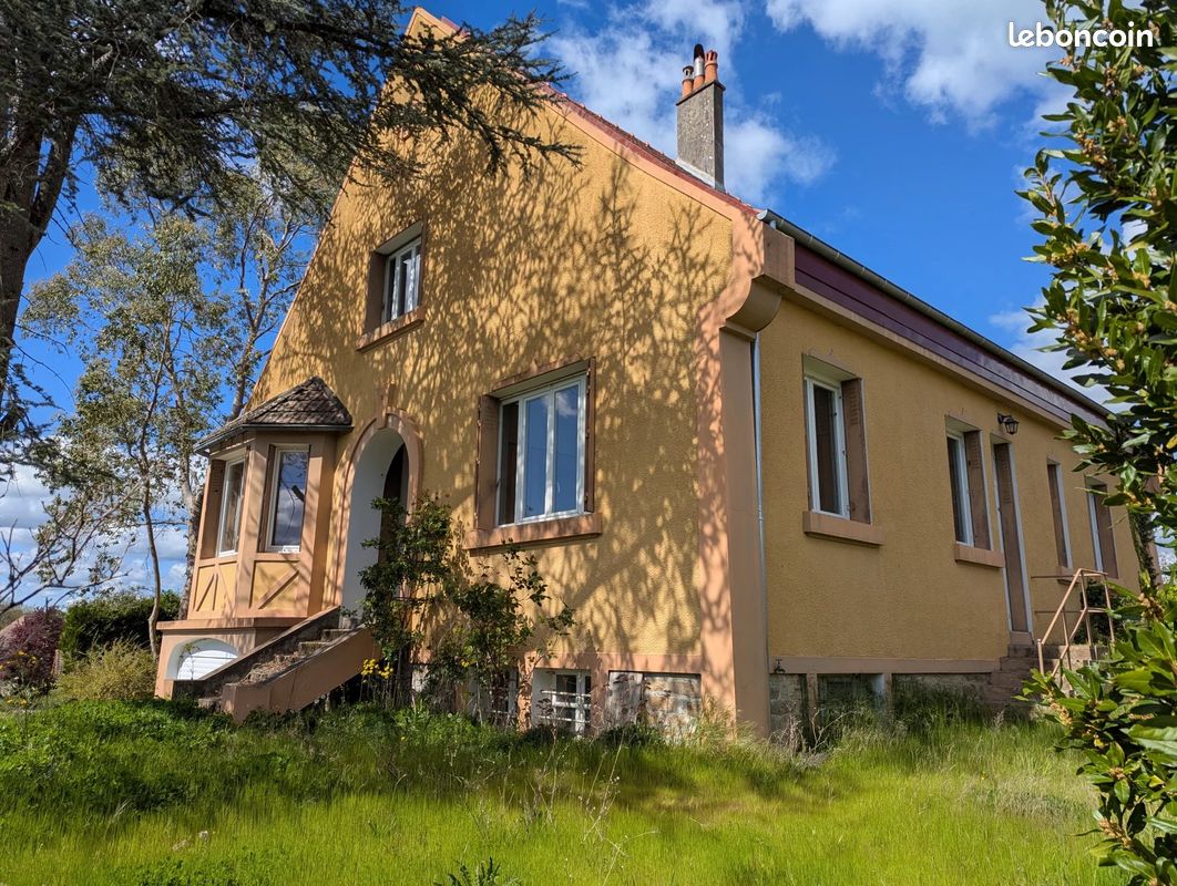 Maison 5 pièces 150 m² · à Saint-Benoît-du-Sault · 150 m² · 110 000 €