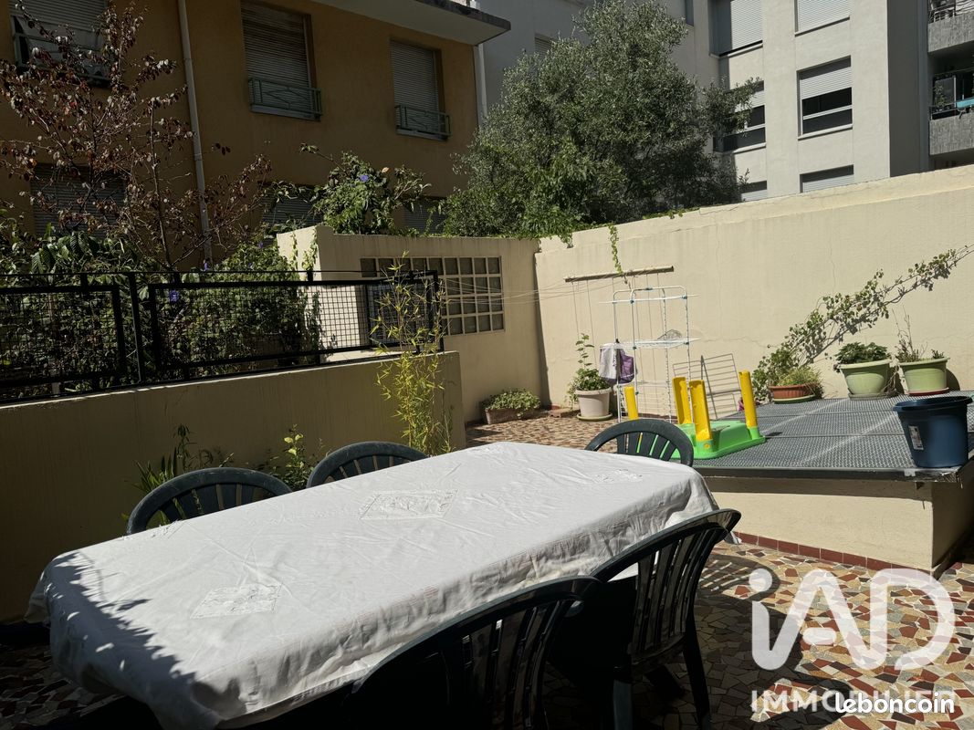 Appartement 3 pièces 64 m² · à Nice · 64 m² · 290 000 €