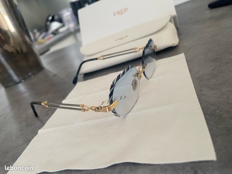 Fred Barre verre diamant cut saisons Montres Bijoux