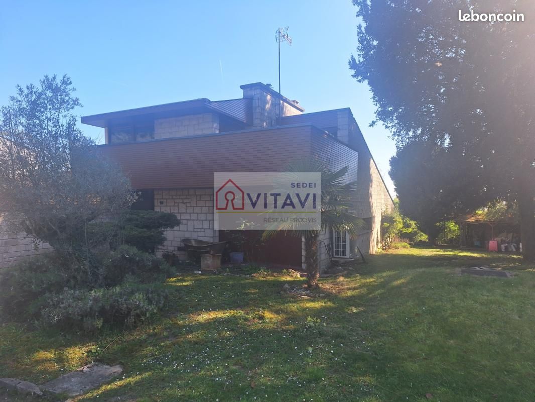 Maison 6 pièces 195 m² · à Montataire · 195 m² · 389 000 €