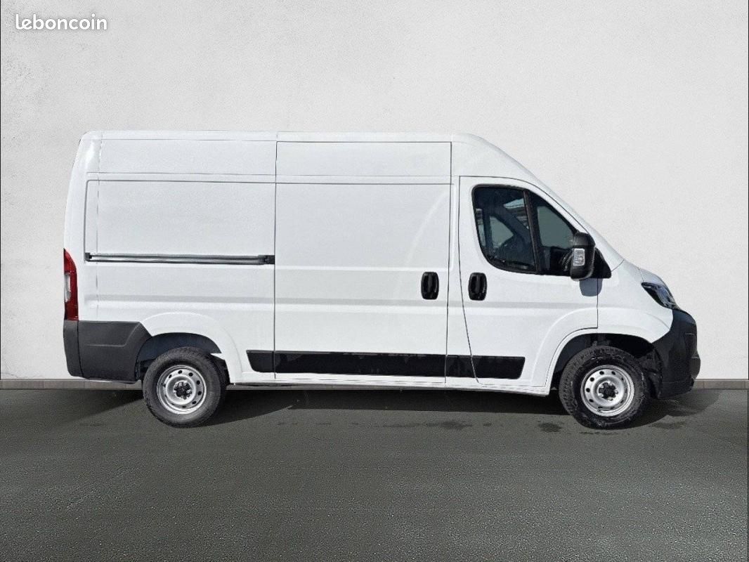 Peugeot Boxer FOURGON FGN TOLE 3.3 T L2H2 140 S&S BVM6 (image 4)