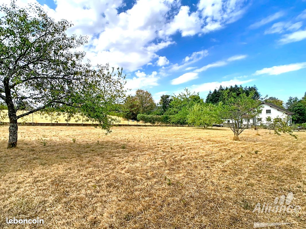 Maison 6 pièces 122 m² · à Montbouton · 122 m² · 214 000 €