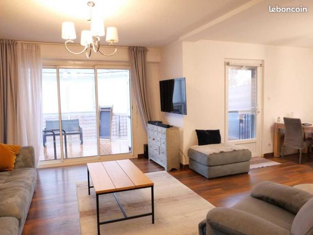 Maison 7 pièces 192 m²