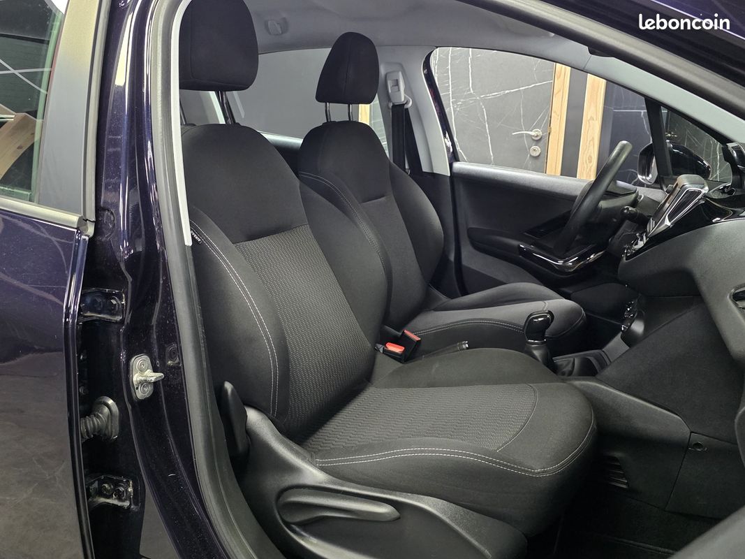 Peugeot 208 1.6 BLUEHDI 75 CV BLUETOOTH (KS MOTORS) (image 21)