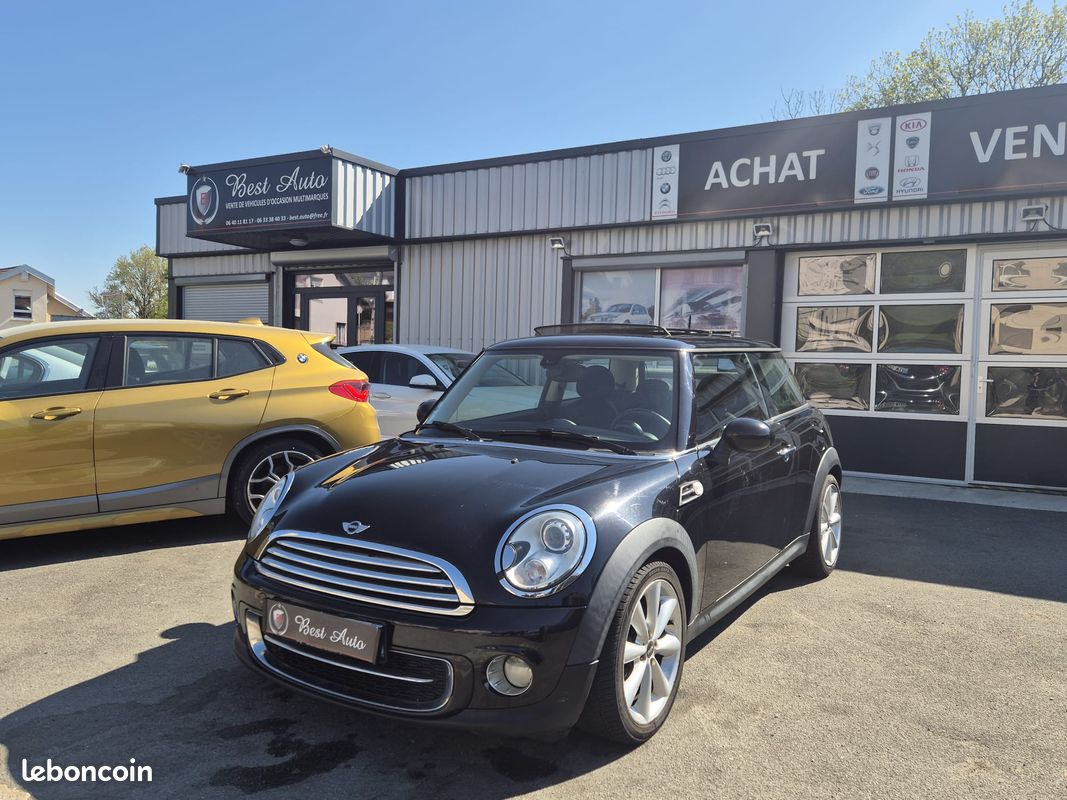 Mini cooper d 112 ch / boite auto / gps / toit panoramique (image 1)