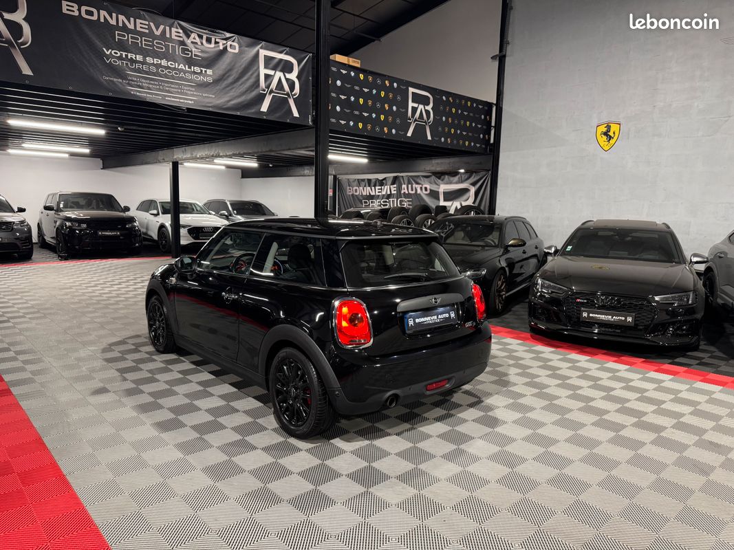 MINI 1.5 D BUSINESS Black Edition 2eme Main (image 2)