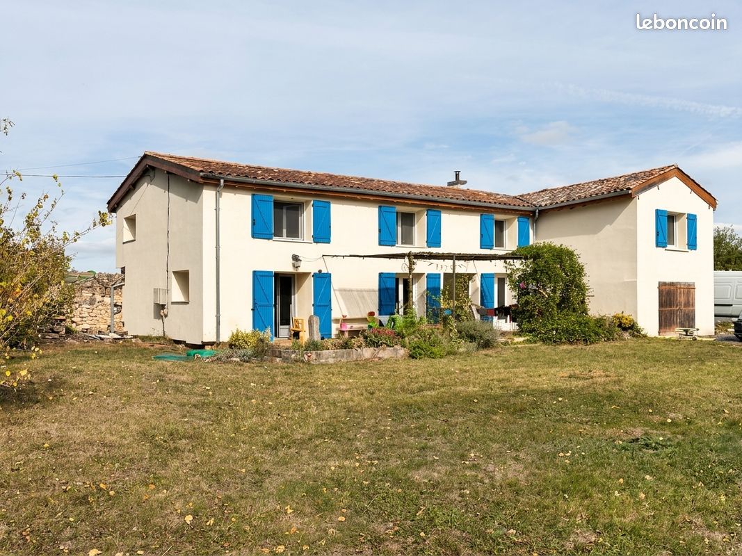 Maison 5 pièces 174 m² · à Castelnau-de-Montmiral · 174 m² · 280 000 €