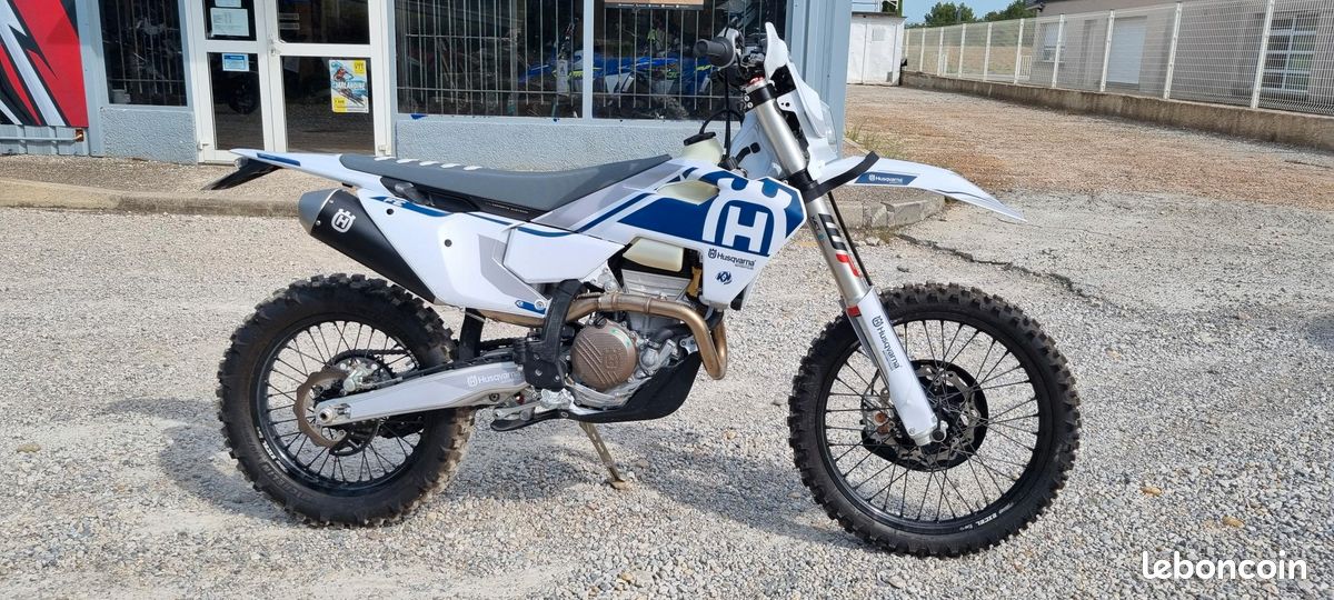 HUSQVARNA 350 FE PRO 2025 - 1h, 19km - Etat neuf (image 2)