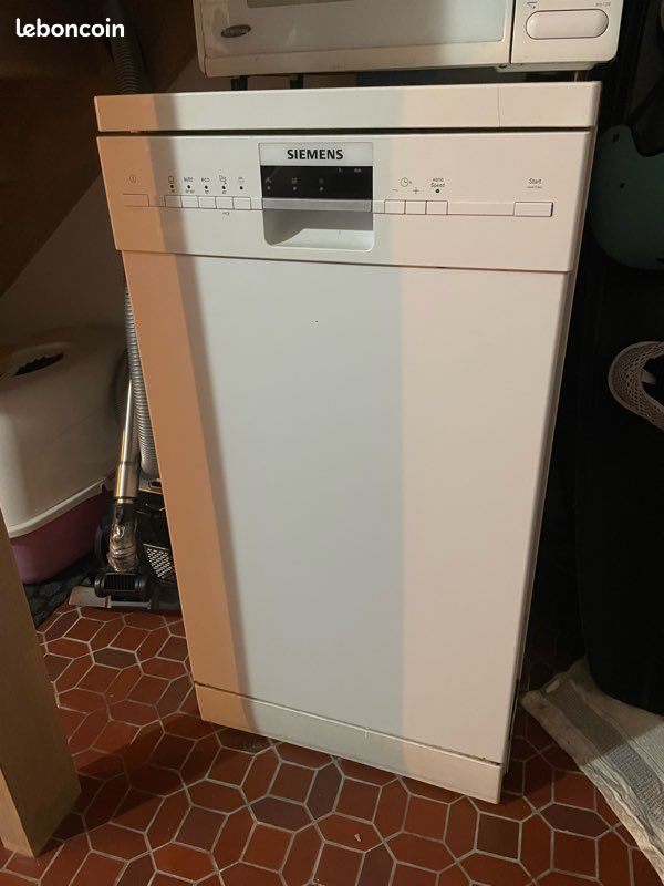 Lave vaisselle (image 1)
