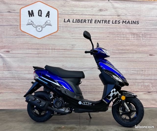 SCOOTER 50cc NEUF PAS CHER 4 TEMPS ! SCOOTER NEO TERMINATOR ! PAS CHER !  SPIRO JIAJUE