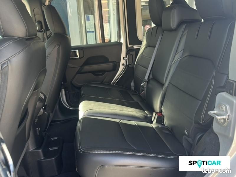 Jeep Wrangler Unlimited 2.0 T 380ch 4xe Overland Command-Trac MY23 (image 10)
