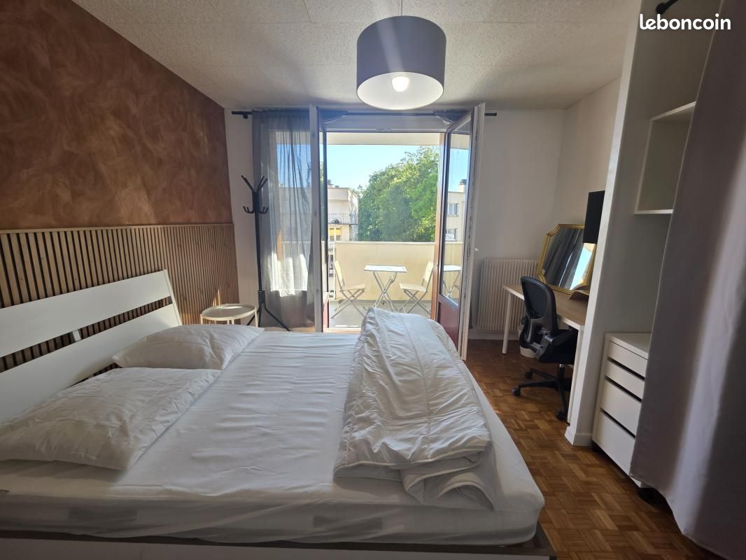 Appartement 5 pièces 73 m² · à Reims · 73 m² · 500 €