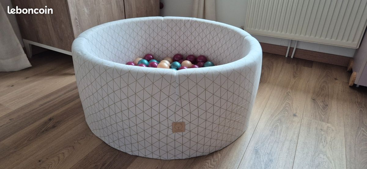 Piscine à Balles avec Bloc de Mousse Marche Bébé Enfants MISIOO Velours