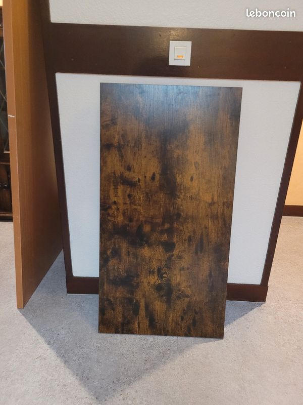 Table basse sans pieds (image 1)