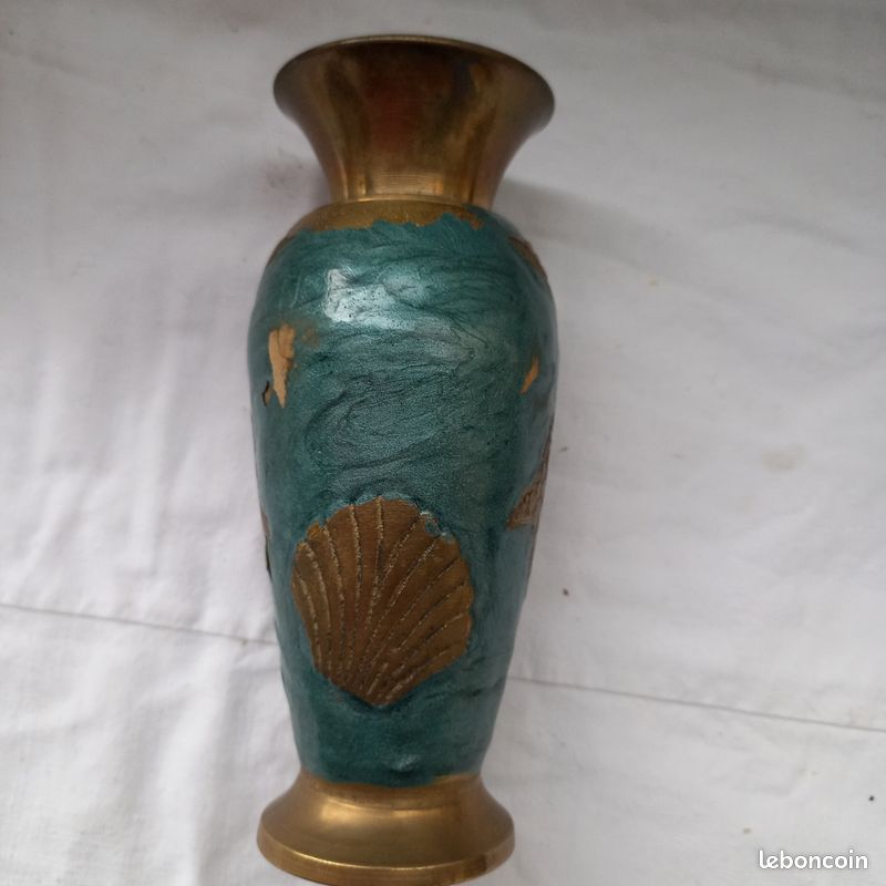 Vase en laiton hauteur 13 cm (image 2)