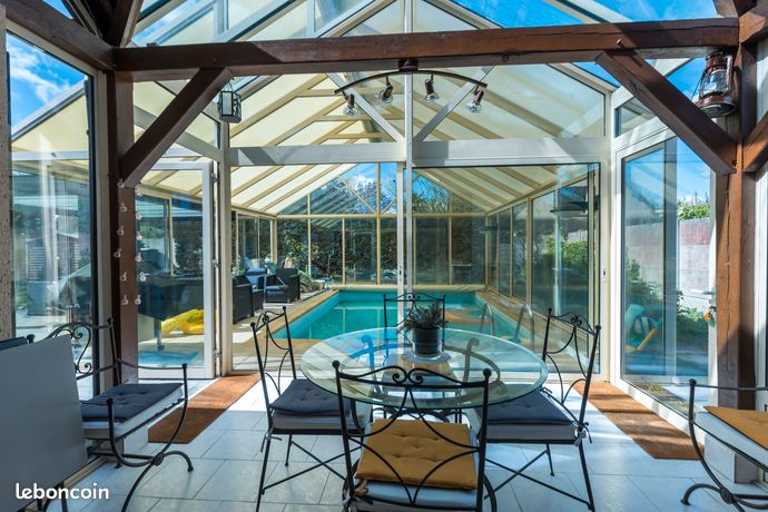 Votre cocon familial 5 chambres à Mulsanne : confort, espace, piscine pour toute l'année et jardin intimiste