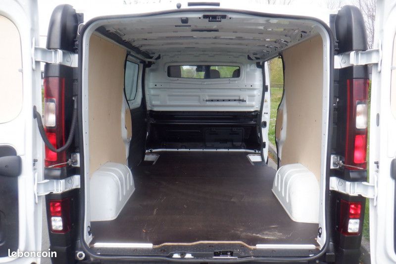 Renault TRAFIC III FG 2.0 BLUE DCI 110CH L2H1 CONFORT (image 10)