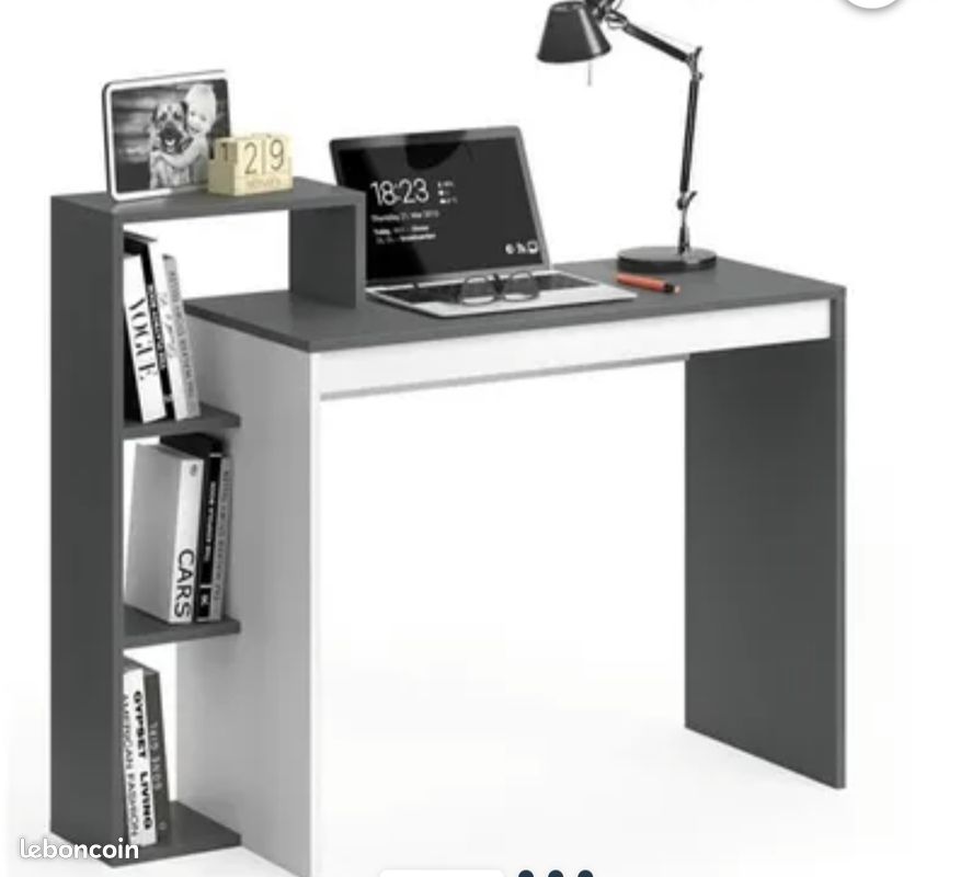Bureau (image 2)