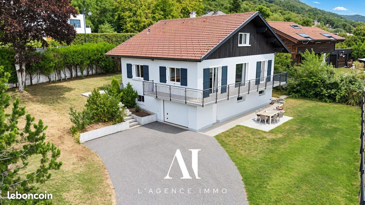 Maison 6 pièces 215 m² · à Échenevex · 215 m² · 765 000 €