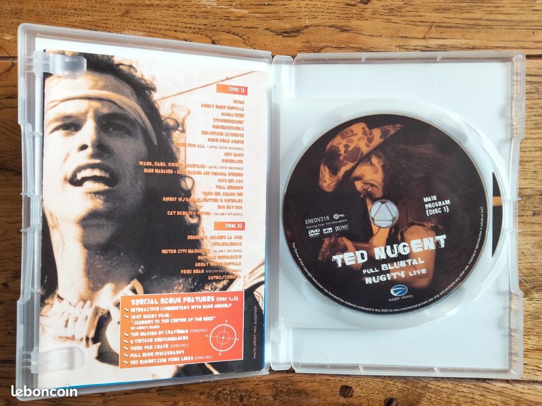 DVD concert. Ted Nugent : Full bluntal Nugity live (image 2)