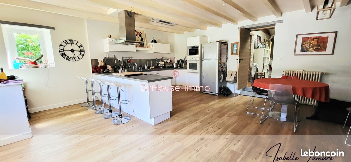 Propriété 7 pièces 219 m² (image 3)
