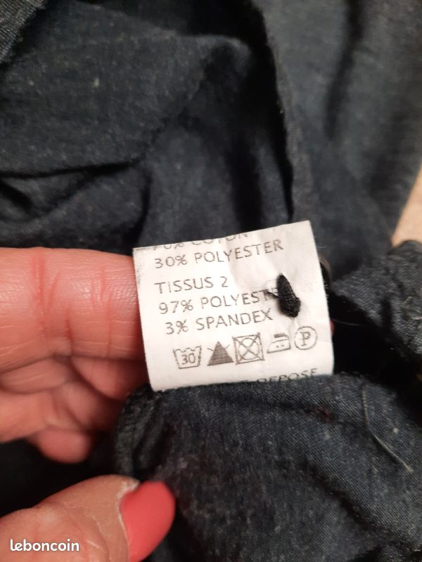 Haut T-shirt Diabless Noir Et Gris Avec Boutonnière - Taille 34, Quasi Neuf, Parfait Pour Les Adolescentes