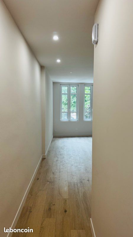 Appartement 1 pièce 28 m² · à Chamalières · 28 m² · 570 €/mois
