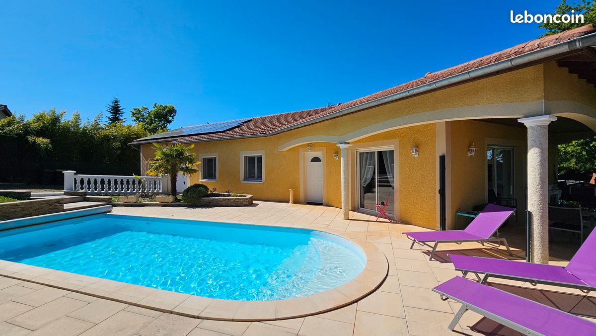 Maison 7 pièces 149 m² · à Villerest · 149 m² · 328 000 €