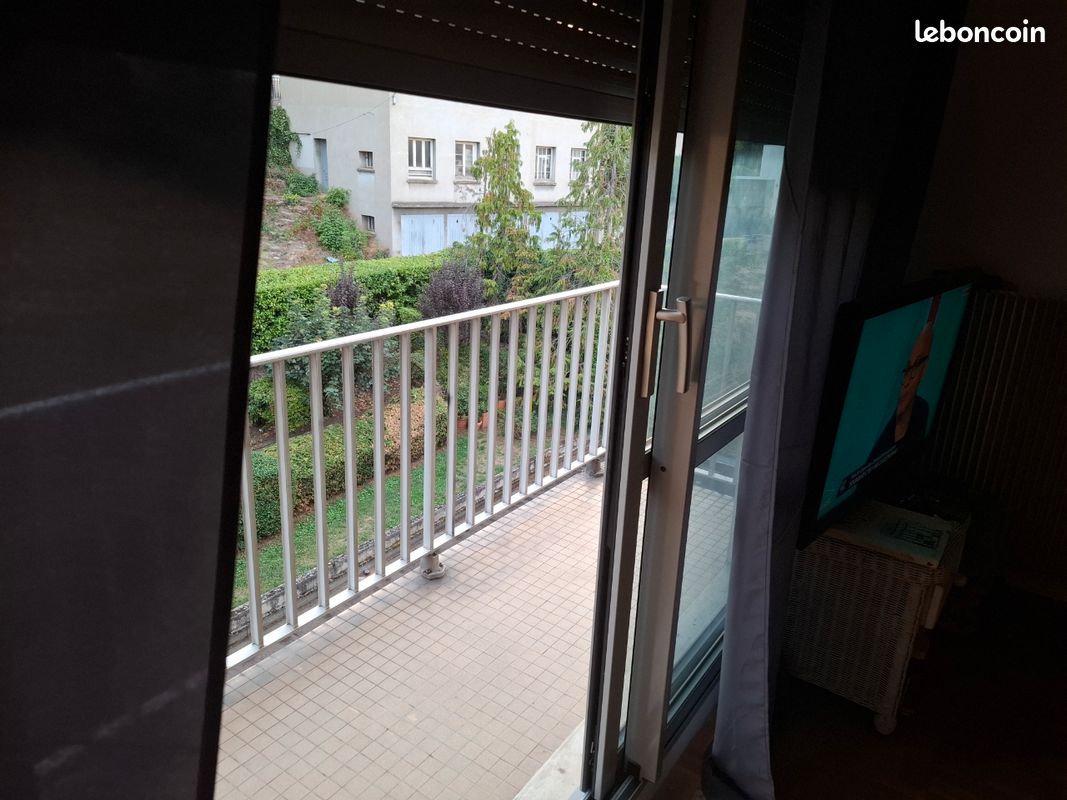 Appartement 2 pièces 32 m² · à Saint-Étienne · 32 m² · 350 €/mois