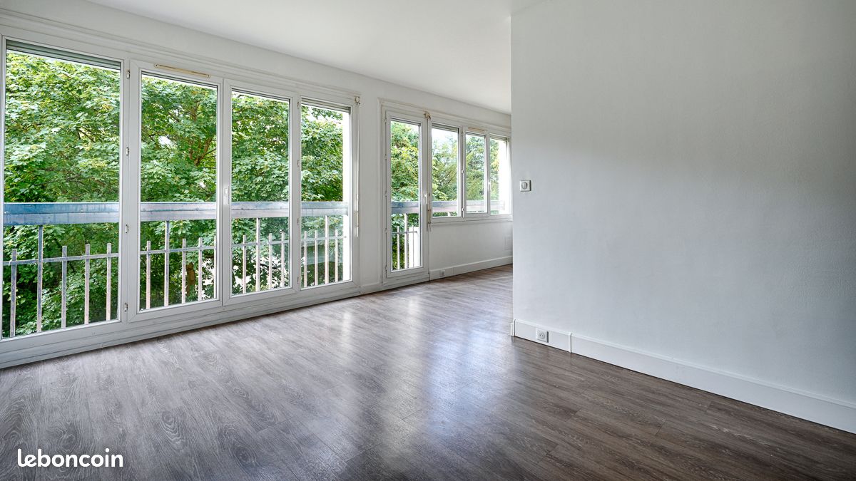 Appartement 3 pièces 80 m² · à Ville-d'Avray · 80 m² · 1 621 €/mois