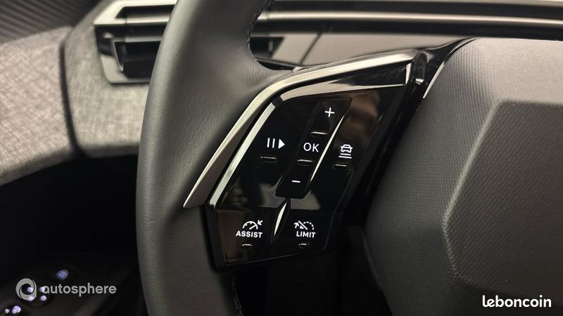 Peugeot 3008 1.2 Hybrid 145ch Allure e-DCS6 (image 25)