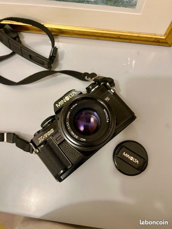 Appareil Photo Argentique Minolta X-700 Avec Objectif 28mm Et Moteur D'armement
