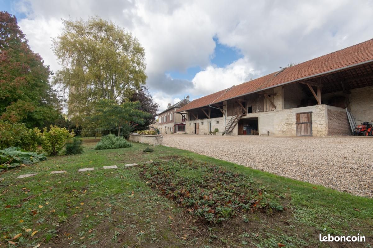 Maison 5 pièces 217 m² · à Aizy-Jouy · 217 m² · 387 900 €