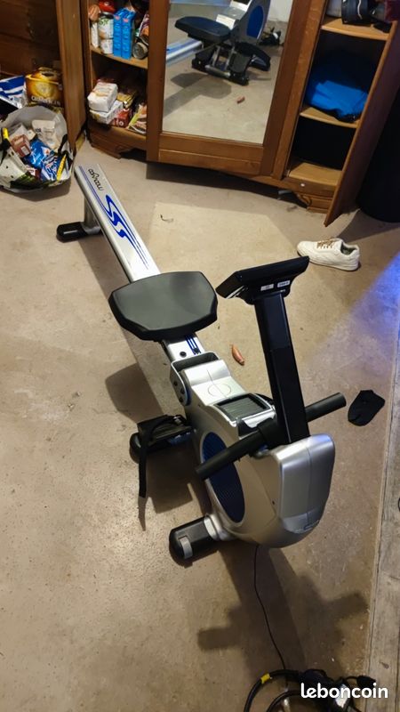 Bodymax Infiniti R100 Infiniti R99 Rowing Machine Glassmaskin Köp