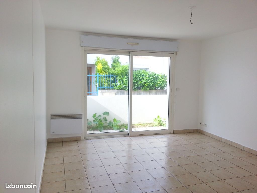 Appartement 1 pièce 28 m² · à La Rochelle · 28 m² · 525 €