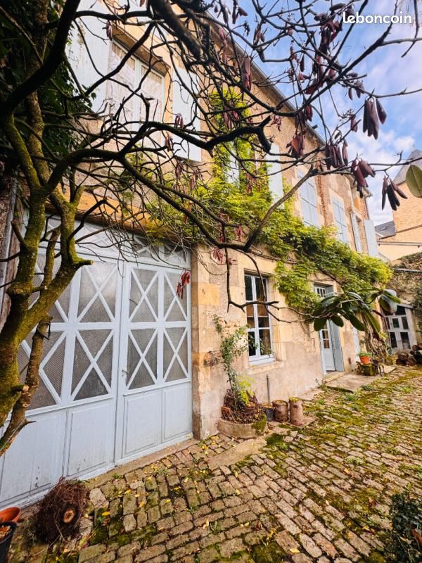 Maison 10 pièces 191 m² · à Prémery · 191 m² · 150 000 €