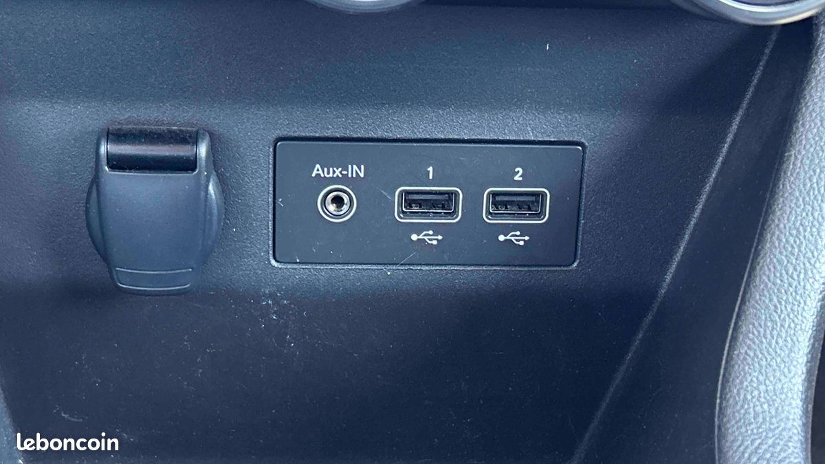 RENAULT Clio TCe 100 GPL Evolution (image 17)