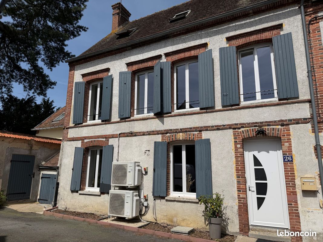 Maison 7 pièces 156 m² · à Châteauneuf-en-Thymerais · 155,8 m² · 195 000 €