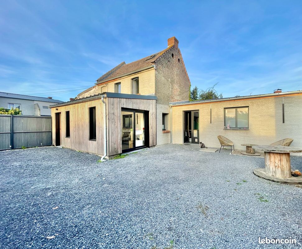 Maison 4 pièces 104 m² · à Provin · 104 m² · 217 000 €
