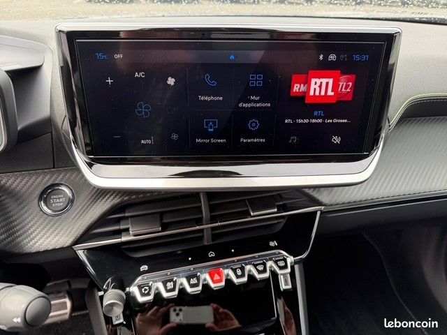 Peugeot 2008 145 GT E-DSC6 Hybrid (image 16)